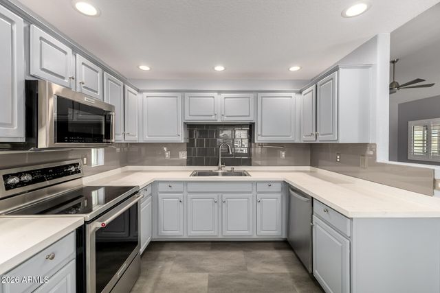 9555 E RAINTREE Drive 2055, Scottsdale, AZ 85260