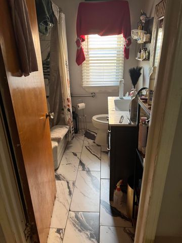 14645 Longacre Street, Detroit, MI 48227