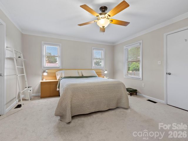 32 Fair Drive, Candler, NC 28715