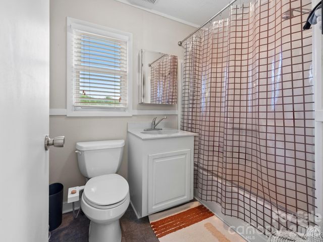 32 Fair Drive, Candler, NC 28715