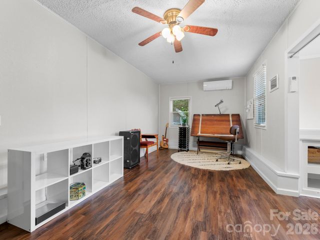 32 Fair Drive, Candler, NC 28715