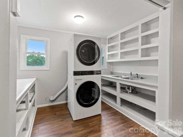 32 Fair Drive, Candler, NC 28715