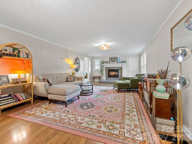 32 Fair Drive, Candler, NC 28715