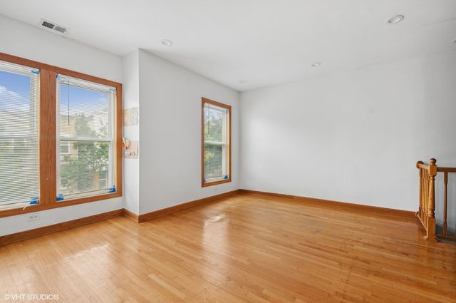 2336 W Taylor Street, Chicago, IL 60612