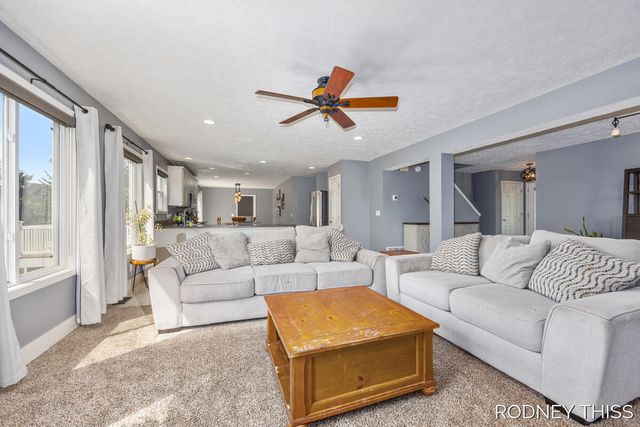 3030 Sunchase Avenue, Hudsonville, MI 49426