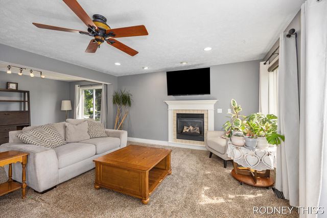 3030 Sunchase Avenue, Hudsonville, MI 49426