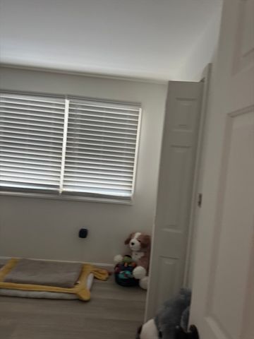 200 Crescent St, Fall River, MA 02720