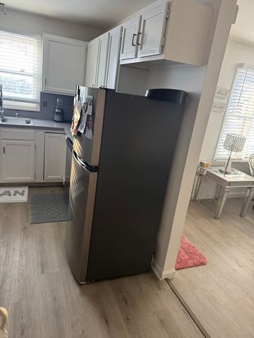 200 Crescent St, Fall River, MA 02720