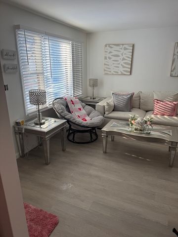 200 Crescent St, Fall River, MA 02720