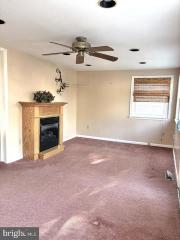 154 WYNDMOOR RD, Havertown, PA 19083