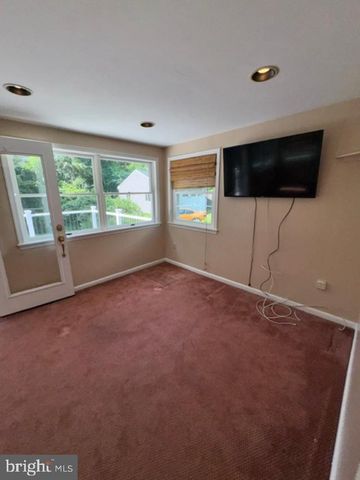 154 WYNDMOOR RD, Havertown, PA 19083