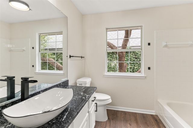 13102 Hunters Chase DR, Austin, TX 78729