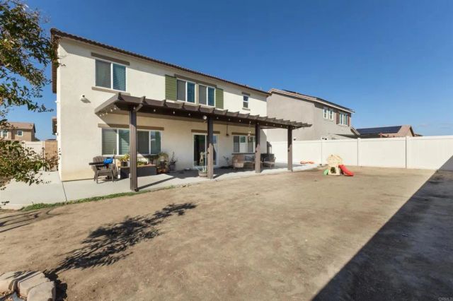 1432 Carolina Court, Hemet, CA 92543