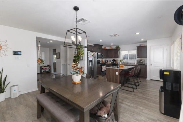 1432 Carolina Court, Hemet, CA 92543