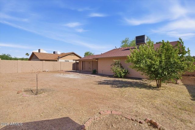 1468 W MONTOYA Lane, Phoenix, AZ 85027