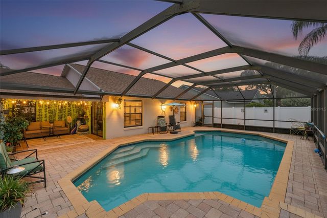 8715 HAMPDEN DRIVE, Tampa, FL 33626