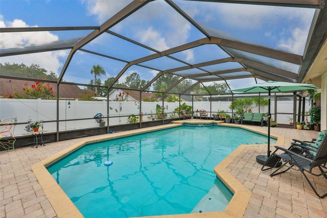 8715 HAMPDEN DRIVE, Tampa, FL 33626