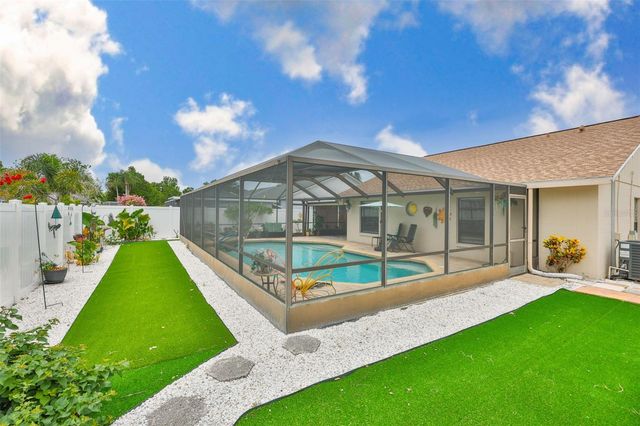 8715 HAMPDEN DRIVE, Tampa, FL 33626