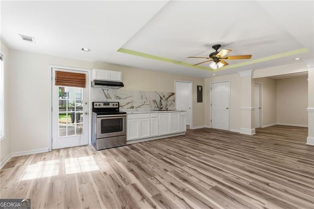 1812 Beckley Place NW, Kennesaw, GA 30152
