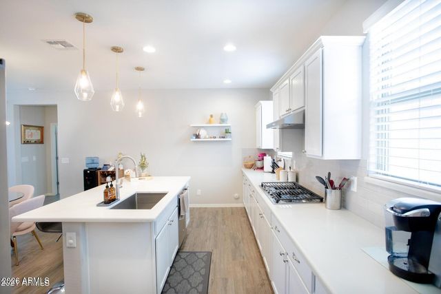 9969 W ROBIN Lane, Peoria, AZ 85383