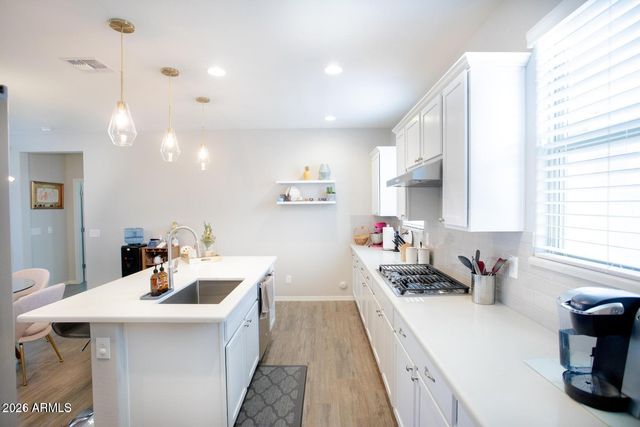 9969 W ROBIN Lane, Peoria, AZ 85383