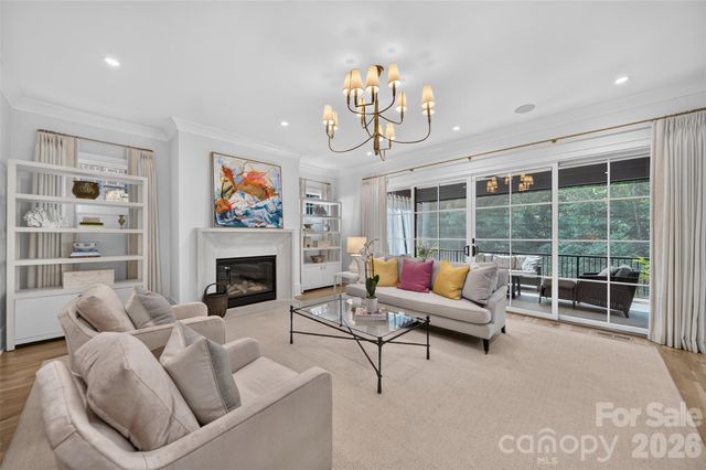 6006 Old Providence Lane, Charlotte, NC 28226