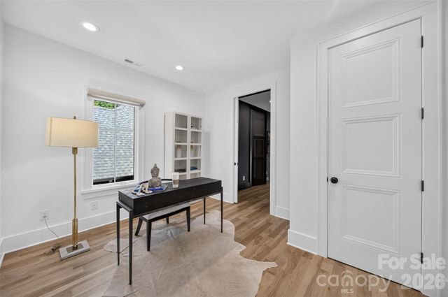 6006 Old Providence Lane, Charlotte, NC 28226