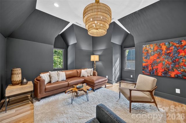 6006 Old Providence Lane, Charlotte, NC 28226