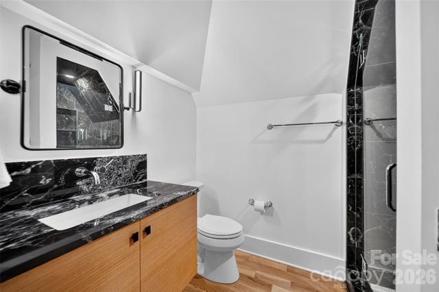 6006 Old Providence Lane, Charlotte, NC 28226