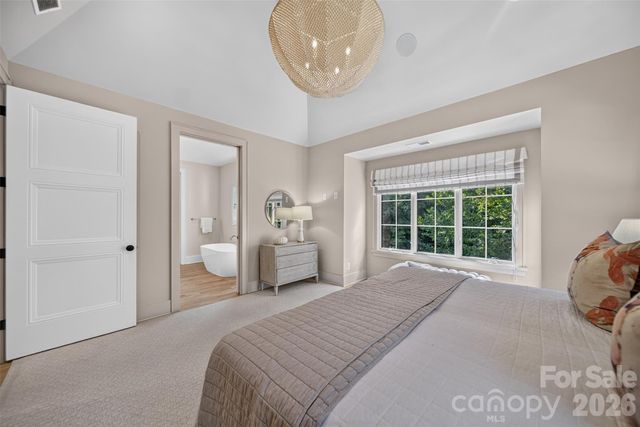 6006 Old Providence Lane, Charlotte, NC 28226