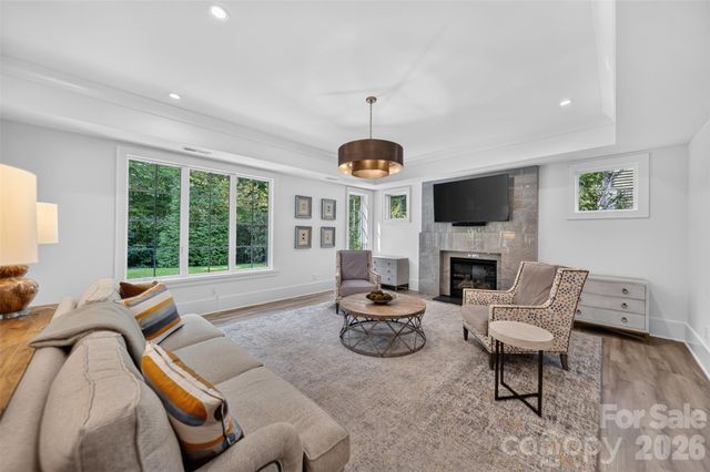 6006 Old Providence Lane, Charlotte, NC 28226