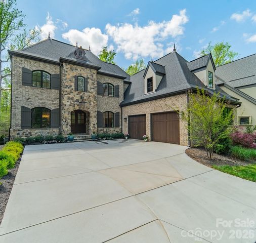6006 Old Providence Lane, Charlotte, NC 28226
