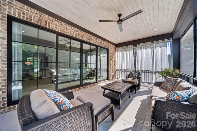6006 Old Providence Lane, Charlotte, NC 28226