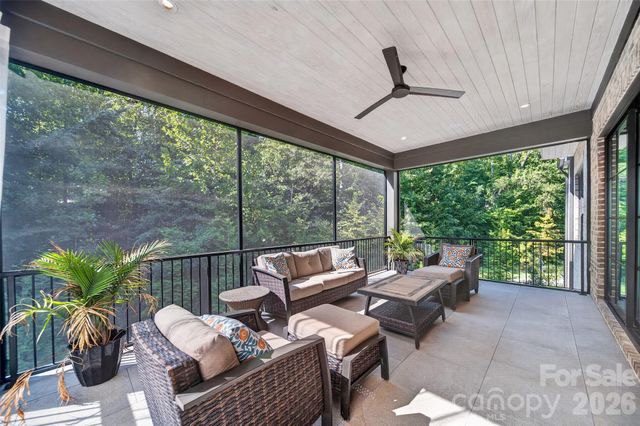 6006 Old Providence Lane, Charlotte, NC 28226