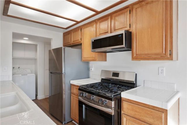 28006 S Western 267, San Pedro, CA 90732