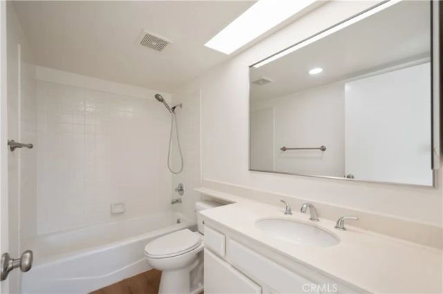 28006 S Western 267, San Pedro, CA 90732