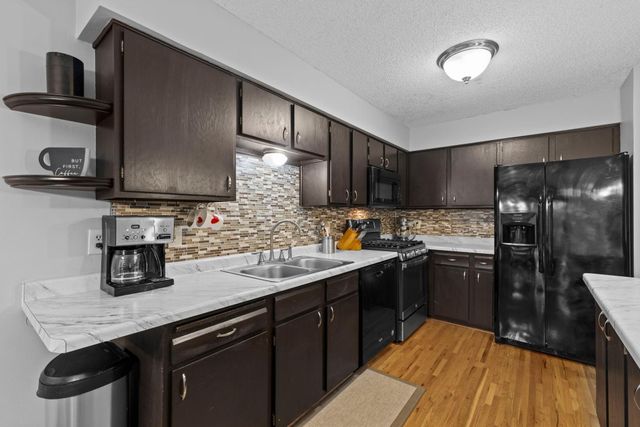 13941 Herald Court, Apple Valley, MN 55124