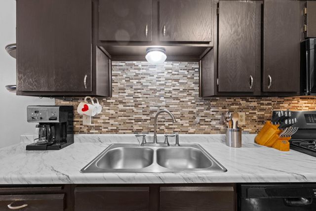 13941 Herald Court, Apple Valley, MN 55124