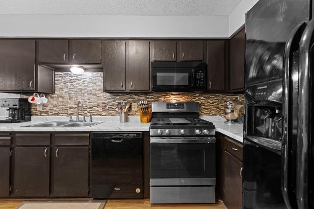 13941 Herald Court, Apple Valley, MN 55124