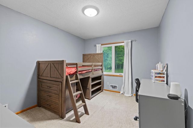 13941 Herald Court, Apple Valley, MN 55124