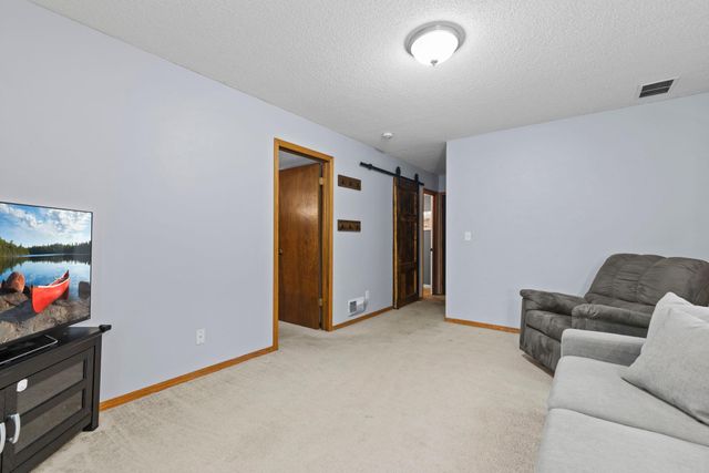 13941 Herald Court, Apple Valley, MN 55124