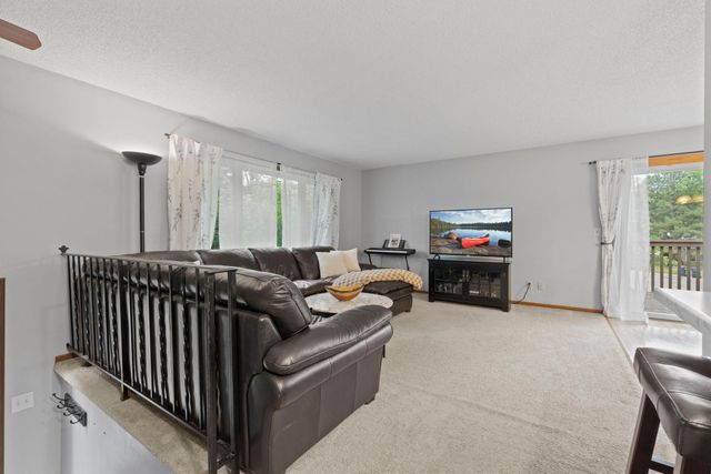 13941 Herald Court, Apple Valley, MN 55124
