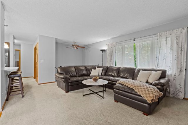 13941 Herald Court, Apple Valley, MN 55124