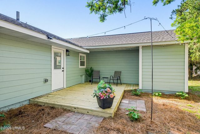 606 Arnold Drive, Beaufort, SC 29902
