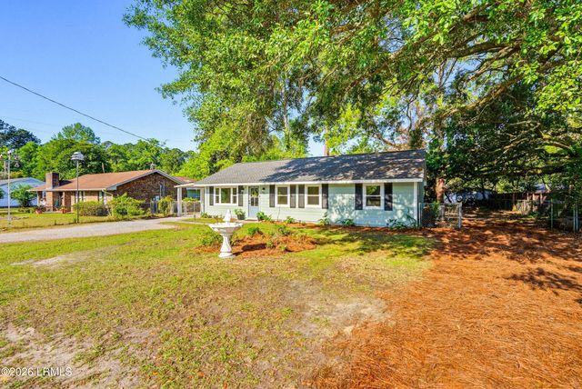 606 Arnold Drive, Beaufort, SC 29902