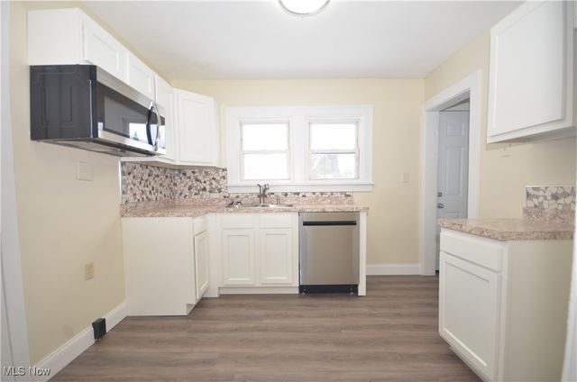 279 Southeast Avenue, Tallmadge, OH 44278