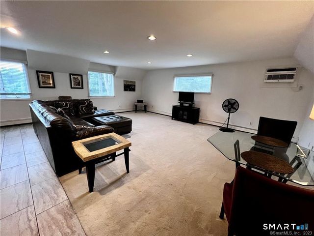 1865 Elm Street, Stratford, CT 06615