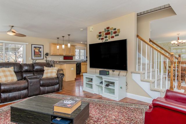 59 Cemetery Street, Concord, NH 03301