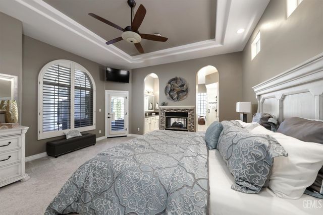 15710 Black Hawk Avenue, Bakersfield, CA 93314