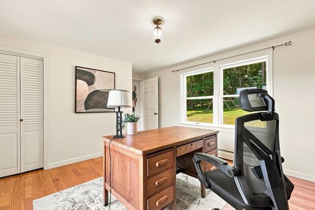 97 Lee St, West Boylston, MA 01583